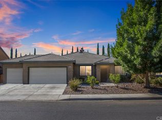 13827 Woodpecker Rd, Victorville, CA 92394