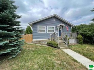 3134 Orleans Ave, Sioux City, IA 51106