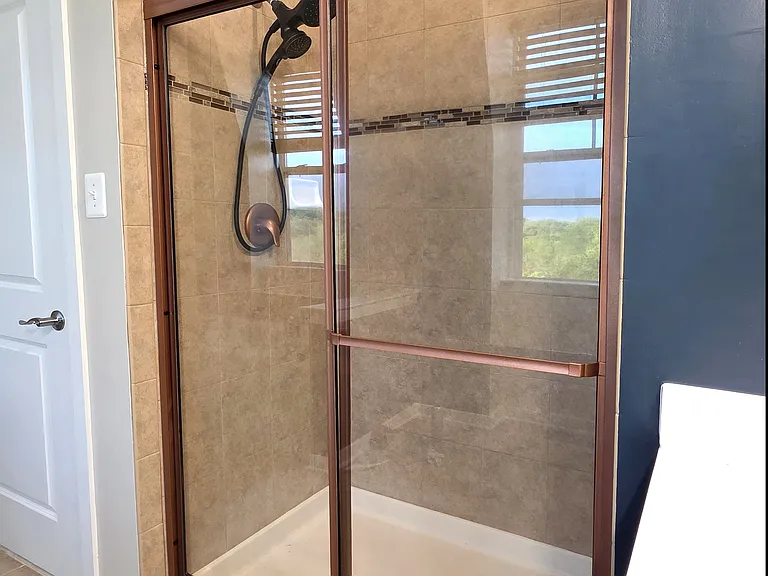 En-suite bathroom