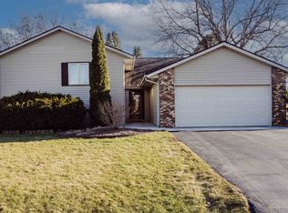 710 Adams St, Rockton, IL 61072