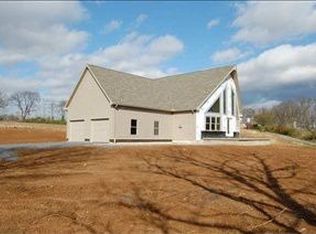 1 Stoney Knoll Ln, Carlisle, PA 17015