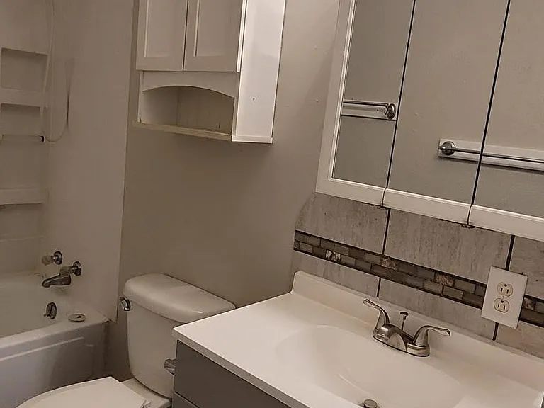 133 Highlander Dr #B — Photo 3