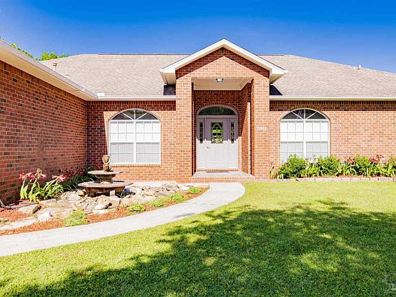 4th image of 10383 McArthur Ln