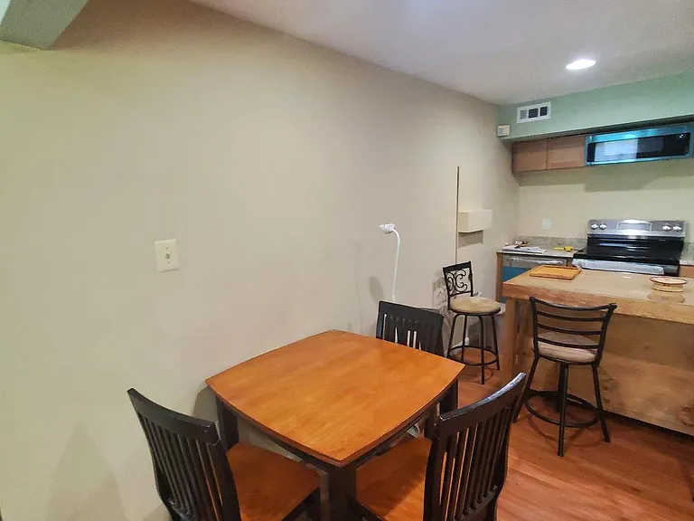 1610 Nordic Hill Cir — Photo 8