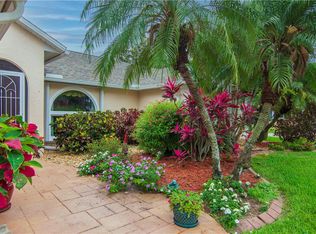 654 Kroegel Ave, Sebastian, FL 32958