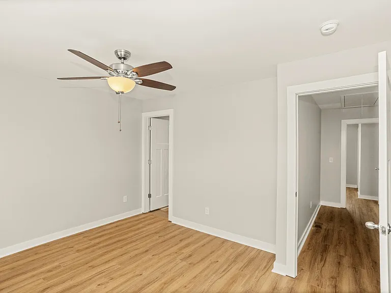 309 Myatt Dr #E — Photo 24