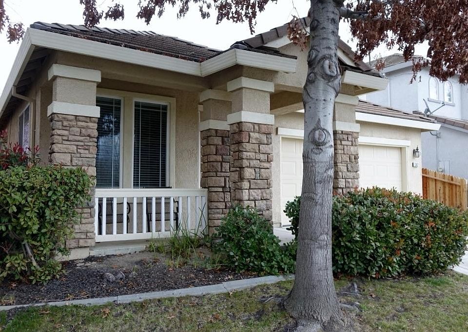 1st image of 3042 Guadalajara Way