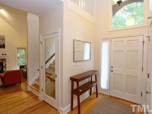 3rd image of 112 Bolinwood Dr