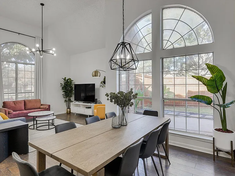 4402 Goodwin St — Photo 13