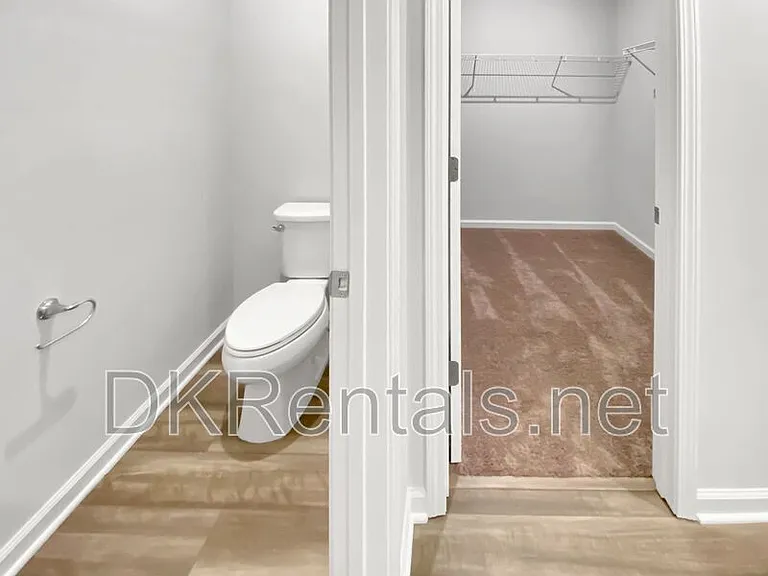 245 Birchwood Row — Photo 18