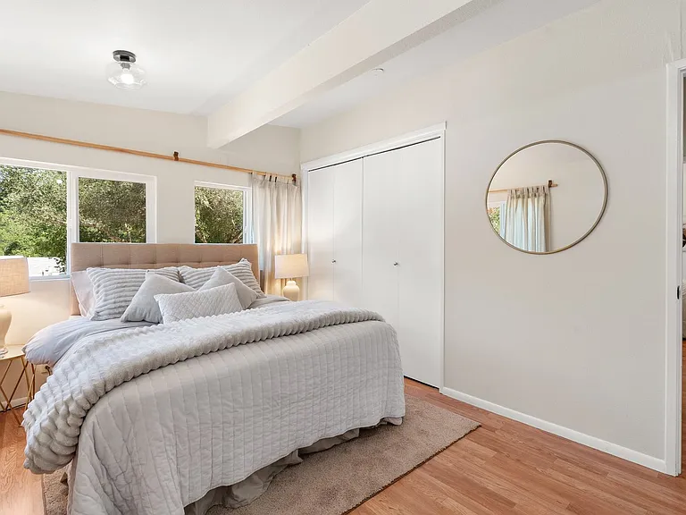 205 Apple Knl — Photo 25