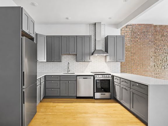 4th image of 594 Mac Donough St #2