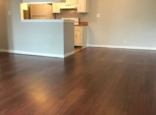271 White Oak Rd APT E, Clarksville, TN