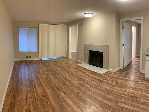 4th image of 8325 128th Ave NE APT 108