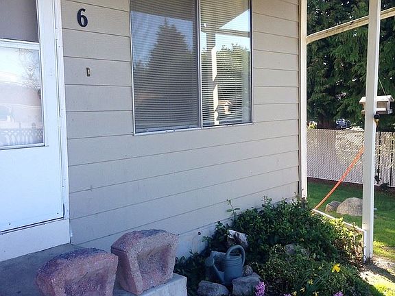 2nd image of 685 SE Ireland St APT 6