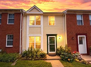 5 Reaching Cir, Baltimore, MD 21221