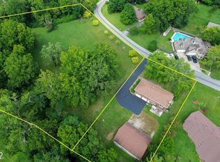 6332 Buck Creek Pkwy, Indianapolis, IN 46227