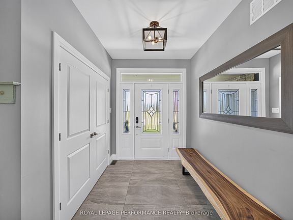 5th image of 2810 Eldo St