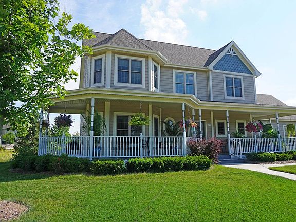 2nd image of 1855 Mineral Springs Blvd
