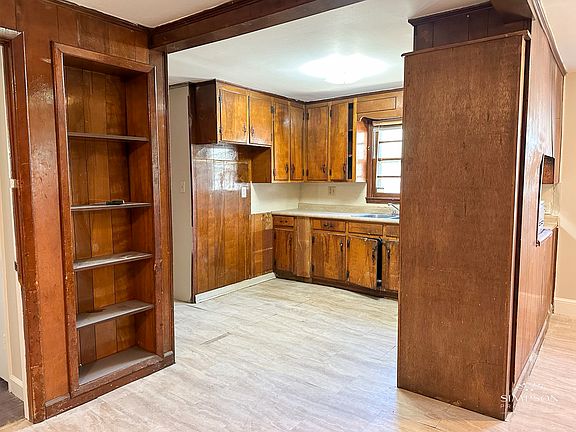 4th image of 1000 Garringer Pl