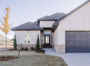 4916 Misty Wood Ln, Mustang, OK 73064