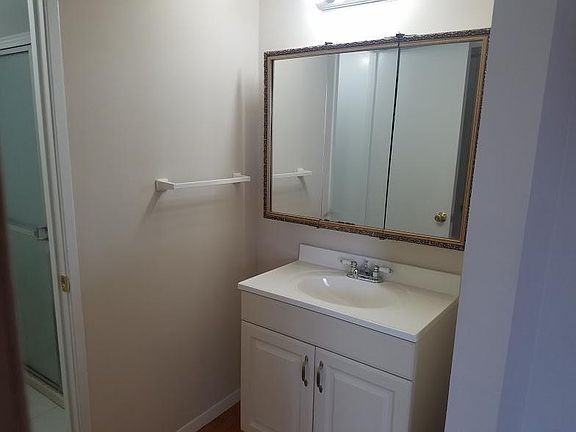 master bedroom's sink