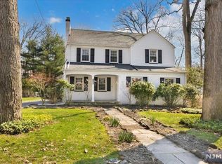 128 Smull Ave, West Caldwell, NJ 07006