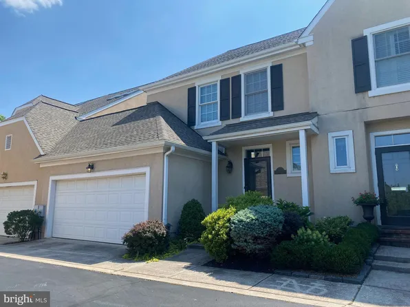 2105 Gilpin Ave, Wilmington, DE 19806