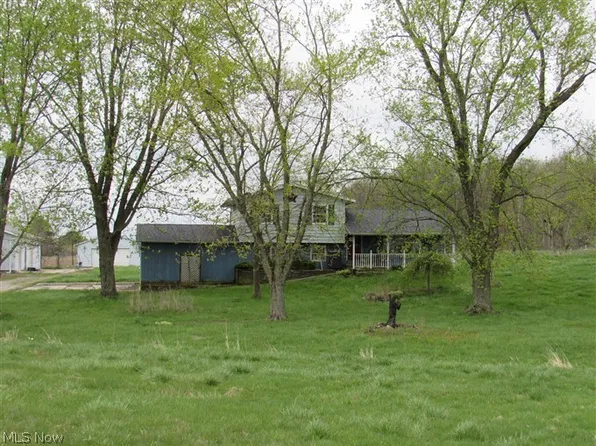 3902 McClintocksburg Rd, Diamond, OH 44412