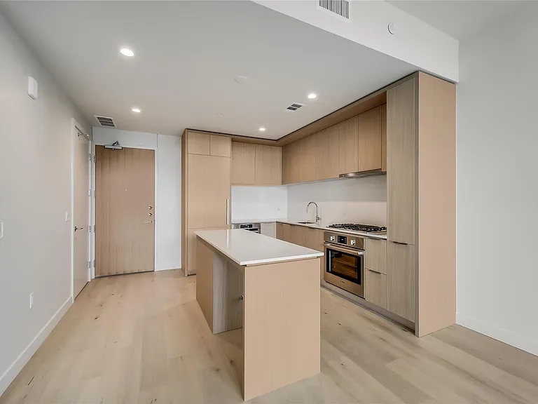 44 East Ave #2903 — Photo 8