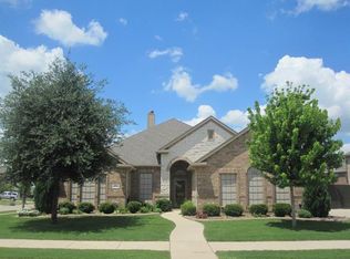 1700 Potomac Dr, Burleson, TX 76028