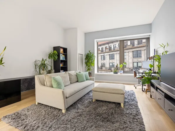 75 Wall Street image 1 of 8