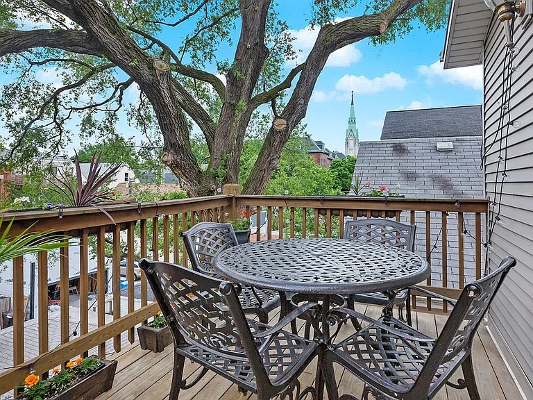 1518 W Oakdale Ave #2 — Photo 19
