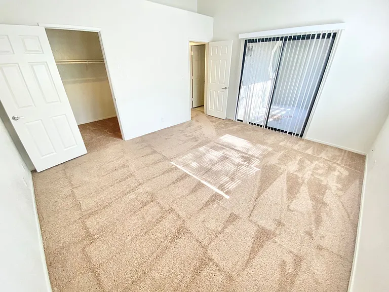 5058 S Rainbow Blvd #17-205 — Photo 10