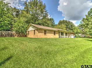 239 S Homer Ave, Wells, TX 75976