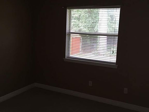 5th image of 8215 Burning Tree Cir
