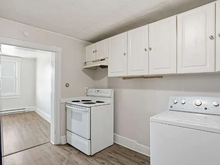 13 N Maryland Ave — Photo 10