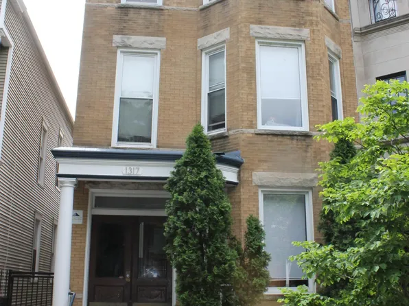 1317 W Roscoe St #G, Chicago, IL 60657