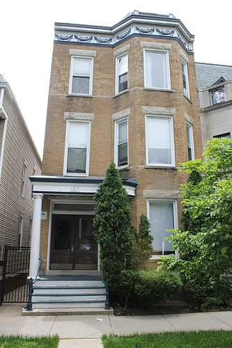 1317 W Roscoe St #G Photo 1