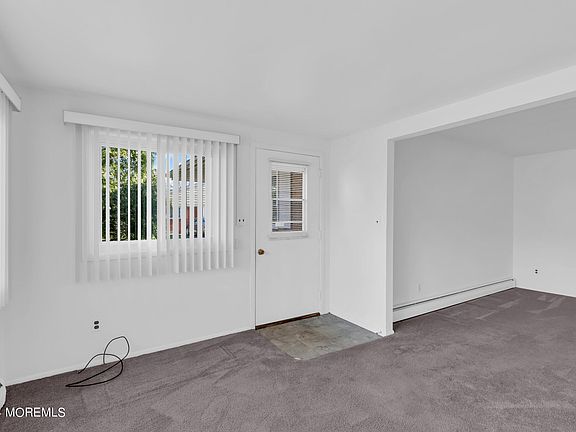 5th image of 1D Heron Street #D