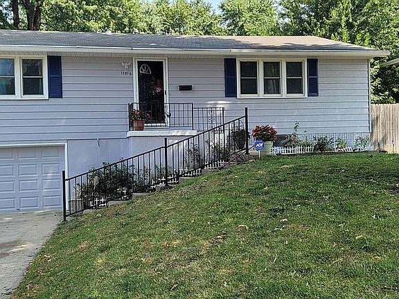 2nd image of 11916 W 92nd St