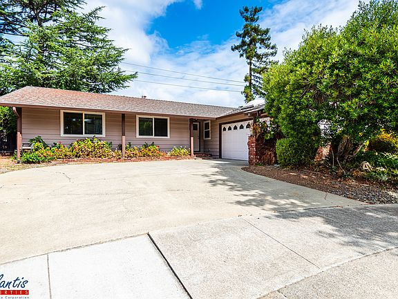 2nd image of 10571 Cypress Ct
