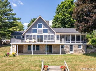 6454 Ivan Trl, Middleville, MI 49333