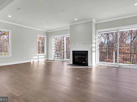 4th image of 714 Walkers Mill Ln