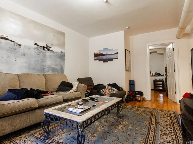 25 Glenville Ave — Photo 5