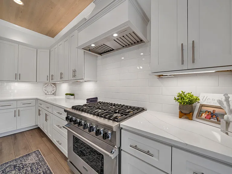70 Leisure Ln — Photo 11