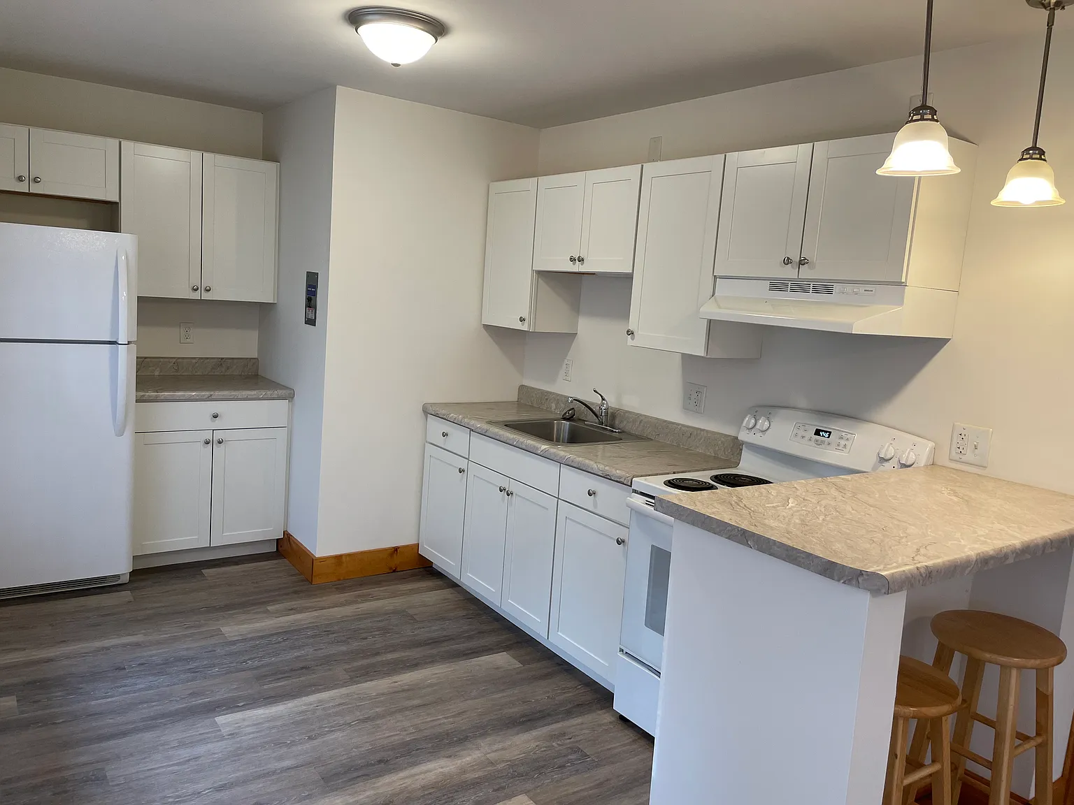 Studio, 515 sqft, $725 — Photo 2