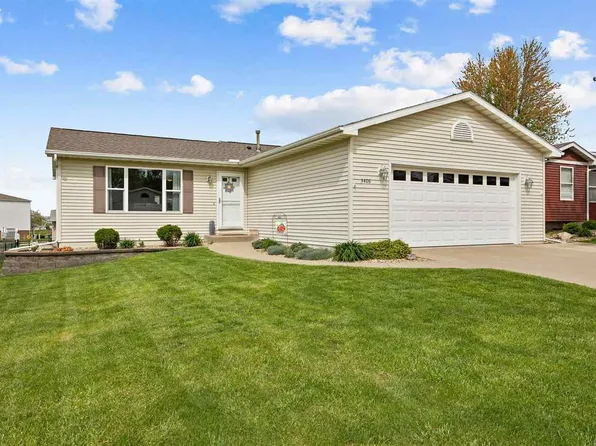 3406 King Dr SW, Cedar Rapids, IA 52404