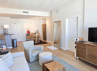 410 Evernia St APT 827, West Palm Beach, FL 33401