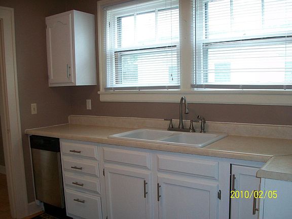 5th image of 1508 Burnett Ln
